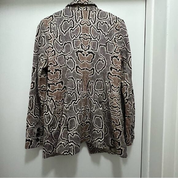 Cabi Double Breasted Python Blazer Size 6 - Picture 12 of 15